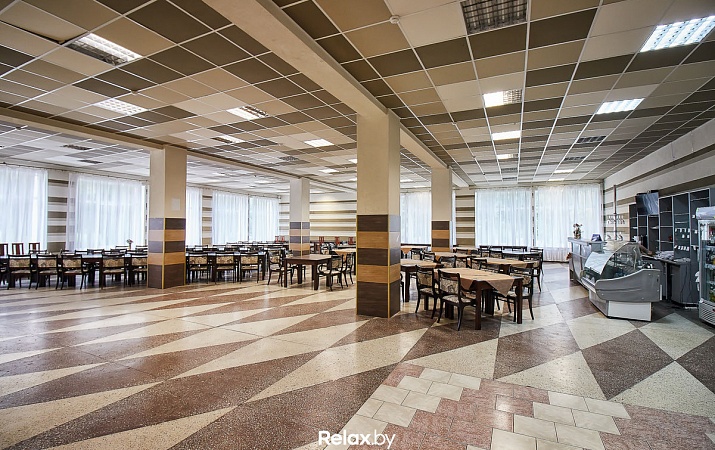 Основной зал